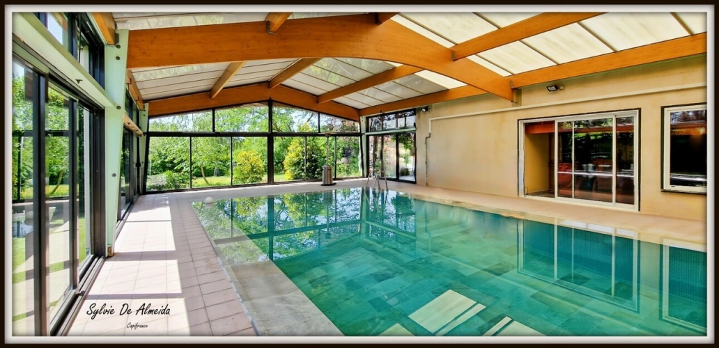 Photos 23 - Prestige - Propriete à vendre 8 pièces 285 m² REPLONGES (01), Piscine, 4 suites, double garage, terrain 2136 m²