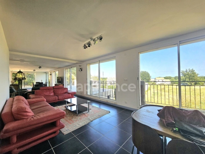 Photos 24 - Prestige - Ensemble immobilier de 368 m2 divisé en 3 habitations, piscine, terrain 1683 m2 à VESCOVATO (Haute Corse)
