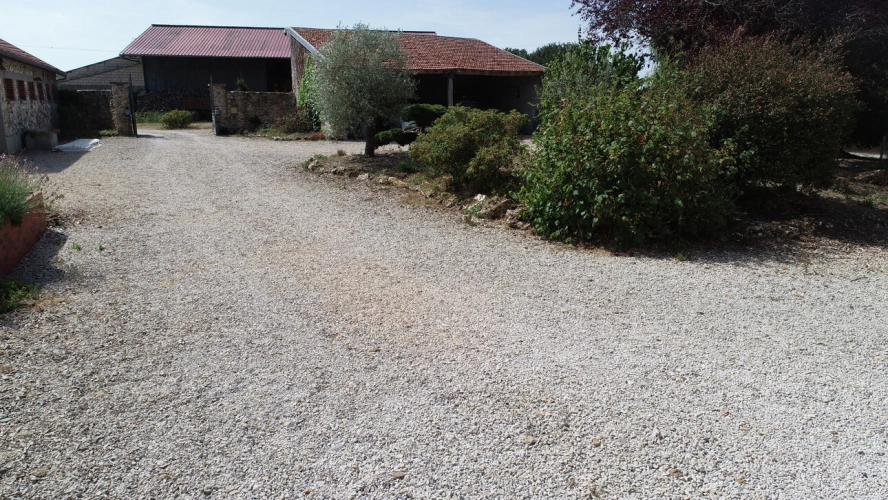 Photos 7 - Équestre - LE THOULT TROSNAY (51) à vendre superbe corps de ferme restauré sur un terrain clos de plus de 8600 m2 avec étang