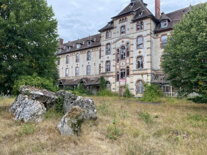 Photos 5 - Prestige - Propriete à vendre 100 pièces proche de TOURS (37)