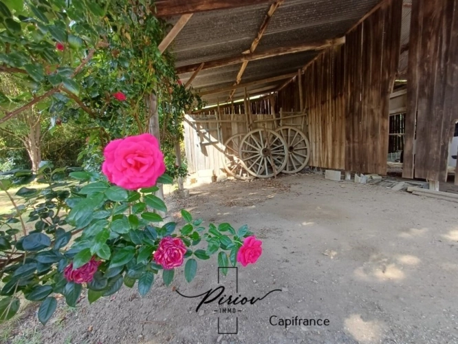 Photos 9 - Tourist - Propriété au charme de l'ancien - comprenant 2 gîtes - dépendances