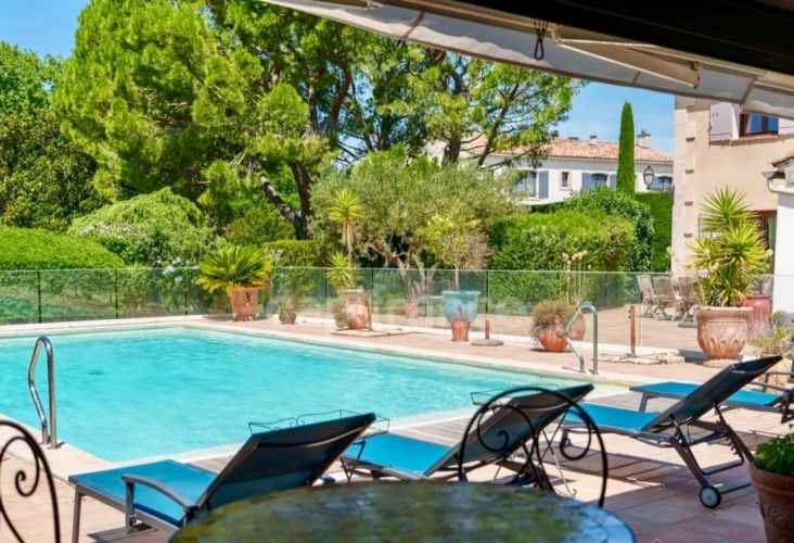Photos 1 - Prestige - Propriete à vendre 11 pièces FONTVIEILLE (13)