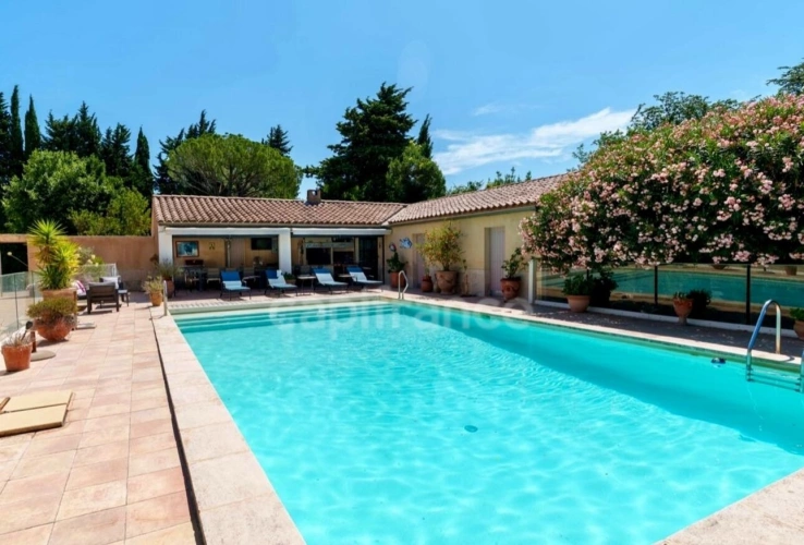 Photos 11 - Prestige - Propriete à vendre 11 pièces FONTVIEILLE (13)