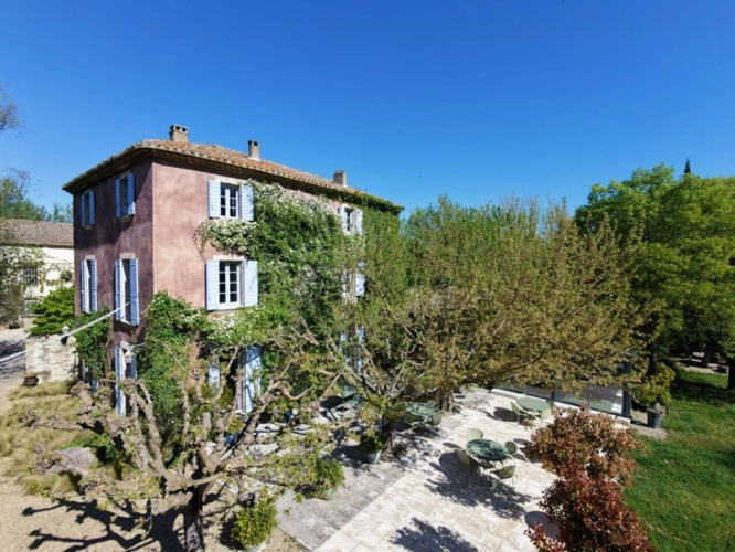 Photos 15 - Prestige - Propriété d'exception à deux pas de L 'Isle sur Sorgue bastide Moulin Dépendances Calme absolu PROVENCE VENTOUX