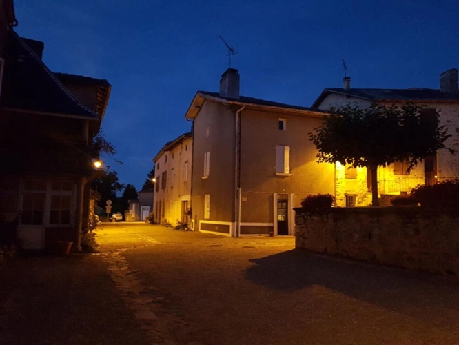 Photos 12 - Prestige - Lesterps - Maison avec tris chambres, grange avec jardin, terrain separe