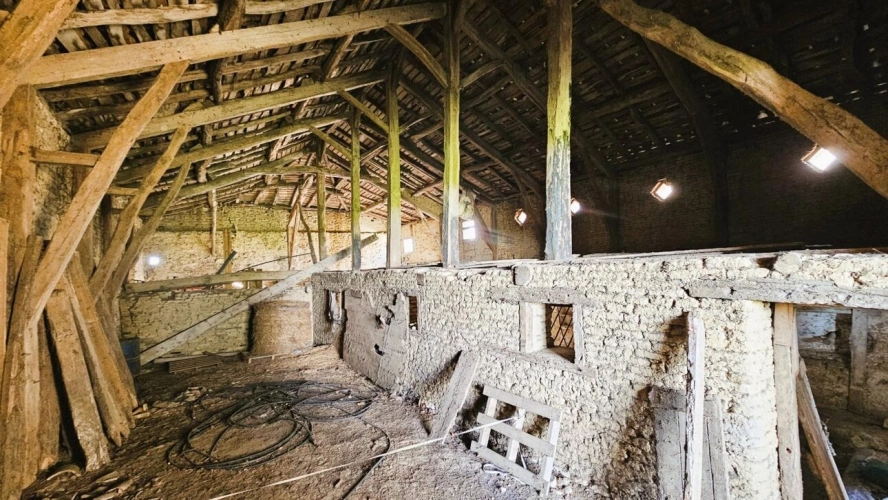 Photos 3 - Rurale - Grande maison, piscine et granges