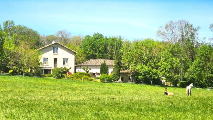 Photos 11 - Rurale - Grande maison, piscine et granges