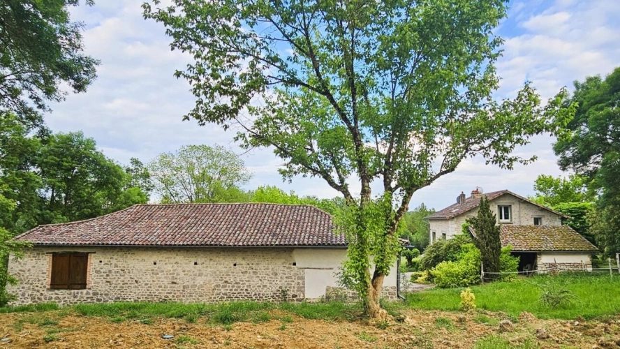 Photos 17 - Rurale - Grande maison, piscine et granges