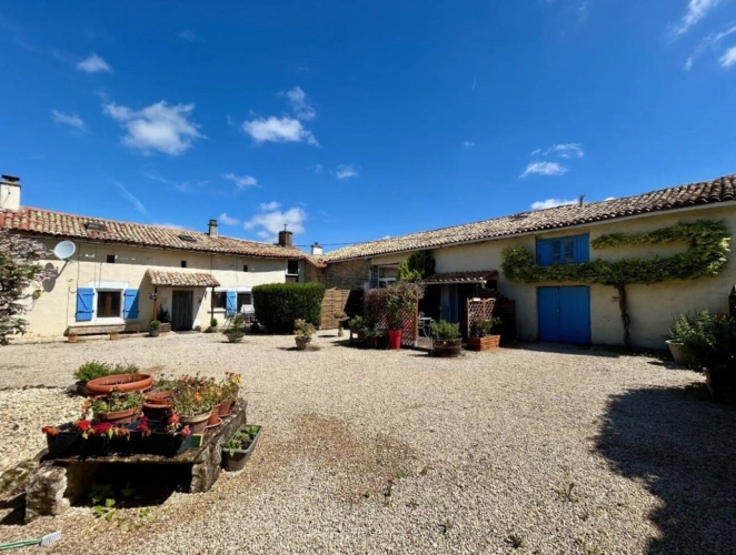 Photos 1 - Rurale - Charmante ferme rénovée avec gîtes, spa et camping