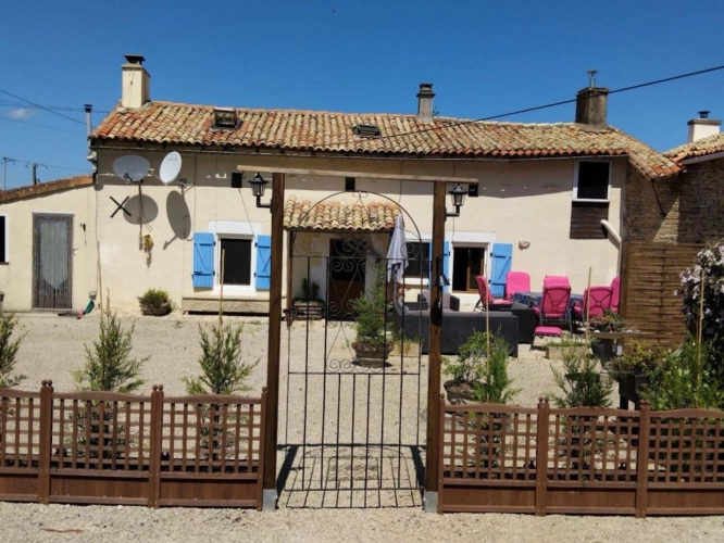 Photos 4 - Rurale - Charmante ferme rénovée avec gîtes, spa et camping