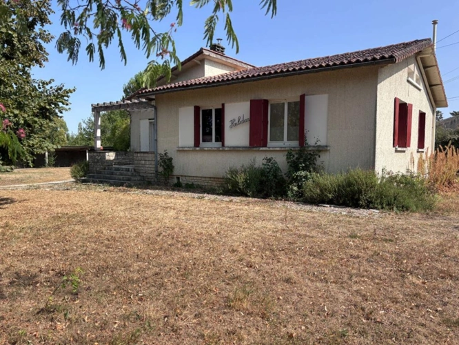 Photos 18 - Équestre - Spacieuse maison de trois chambres avec chalet et grand jardin arboré