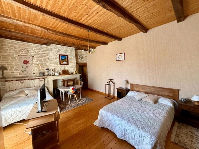 Photos 12 - Rurale - Belle Demeure de Caractère avec Plus de 5 000 m² de Terrain, Verger et Dépendances