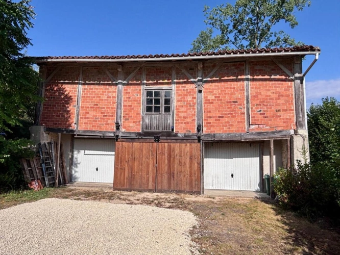 Photos 13 - Prestige - Une Propriété d'Exception au Bord de la Rivière avec de Superbes Vues, à Proximité de l'un des Plus Beaux Villages de la Charente