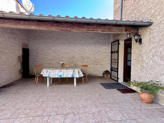 Photos 16 - Prestige - Une Propriété d'Exception au Bord de la Rivière avec de Superbes Vues, à Proximité de l'un des Plus Beaux Villages de la Charente