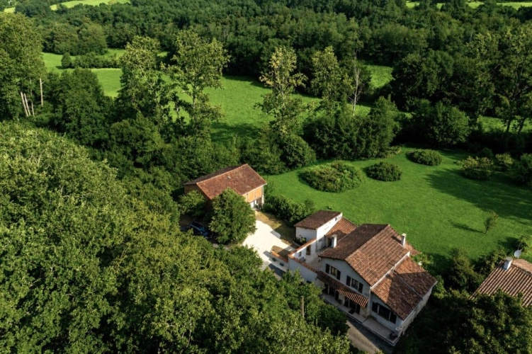 Photos 18 - Prestige - Une Propriété d'Exception au Bord de la Rivière avec de Superbes Vues, à Proximité de l'un des Plus Beaux Villages de la Charente