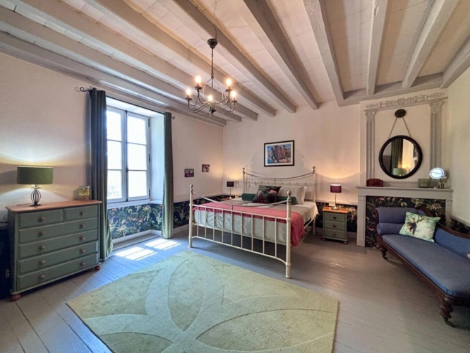 Photos 9 - Touristique - Magnifique Logis avec quatre gîtes de charme, deux piscines, cour intérieure et vaste parc paysager