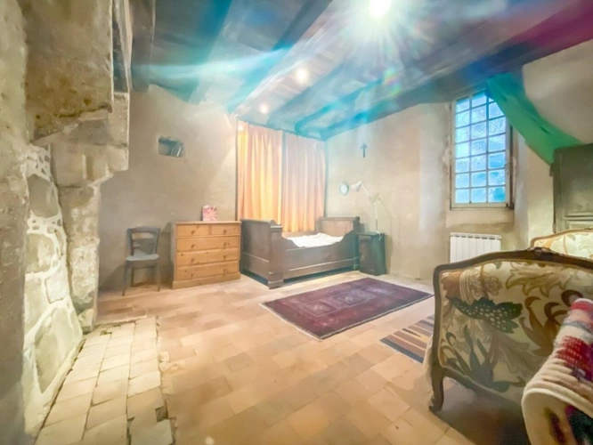 Photos 5 - Prestige - Prieuré du XVe siècle comportant un manoir, une maison d'habitation et une grange