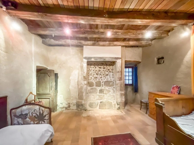 Photos 9 - Prestige - Prieuré du XVe siècle comportant un manoir, une maison d'habitation et une grange