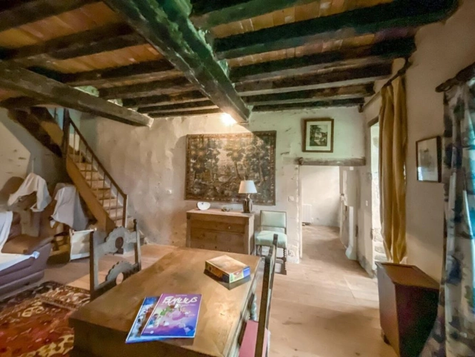 Photos 18 - Prestige - Prieuré du XVe siècle comportant un manoir, une maison d'habitation et une grange