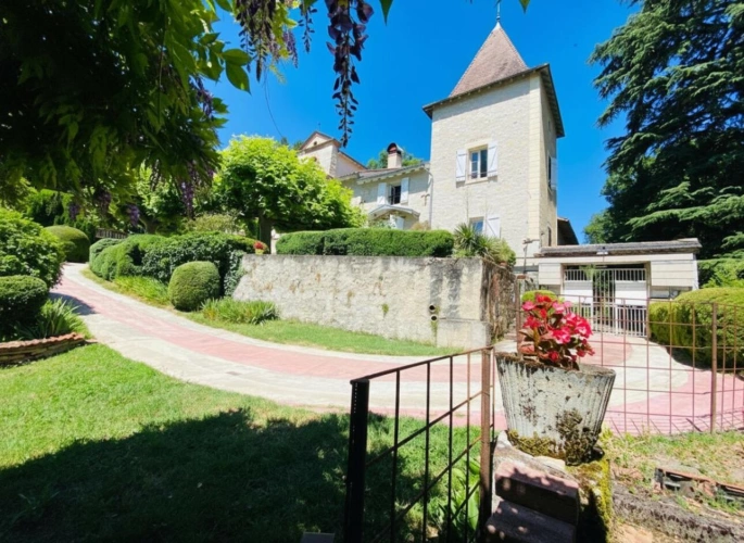 Photos 2 - Prestige - Domaine historique à Cahors (46)