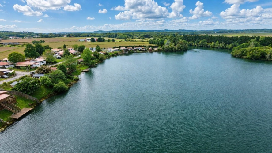 Photos 3 - Rurale - Sames - Chalet au bord du lac avec ponton à jouissance exclusive