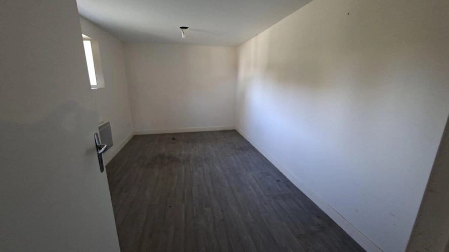 Photos 3 - Rurale - GRANGE EN PIERRE DE 360 M² À RÉNOVER !