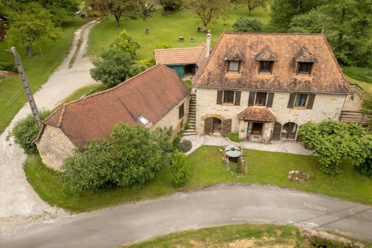 Photos 16 - Touristique - Moulin à eau de charme du XVIe siècle en Corrèze, cadre exceptionnel et potentiel rare