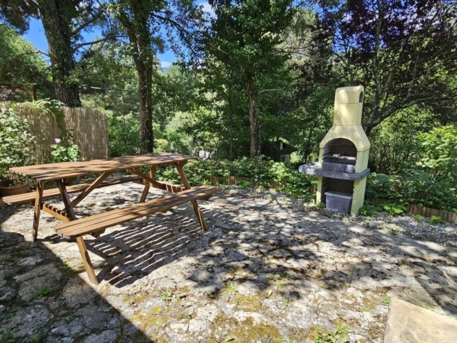 Photos 11 - Rurale - Propriété avec piscine sur 2 ha 6 + 2 logements indépendants