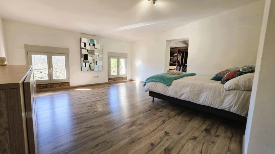 Photos 10 - Prestige - MAISON DE MAÎTRE  AVEC PISCINE ET MAISON ANNEXE