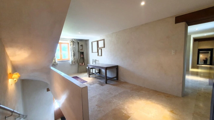 Photos 10 - Rurale - Najac. Propriété de caractère rénovée avec vue exceptionnelle