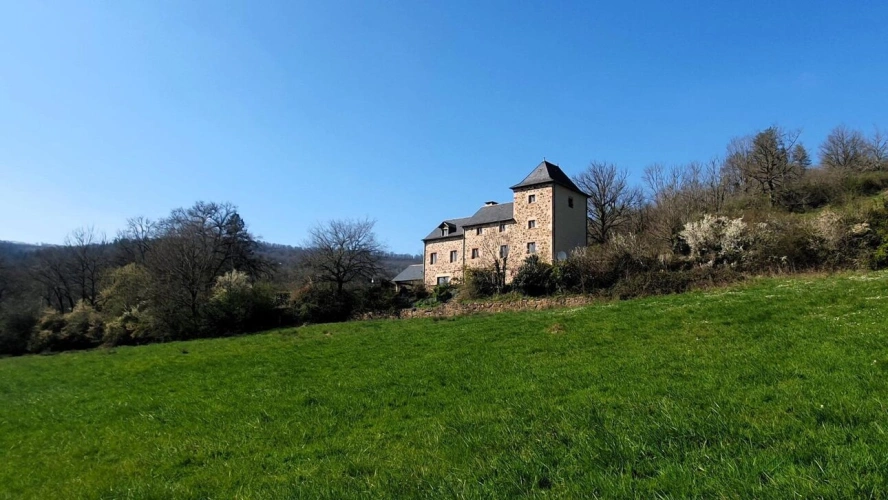 Photos 17 - Rurale - Najac. Propriété de caractère rénovée avec vue exceptionnelle