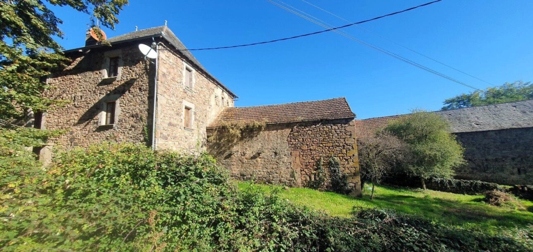Photos 2 - Rurale - Propriété en pierre à Najac