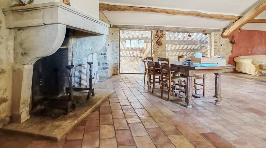 Photos 5 - Prestige - Ancien relais de poste avec domaine agricole à Forcalquier (04300)