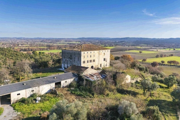 Photos 18 - Prestige - Domaine Agricole Historique avec Vaste Foncier - Important Projet de Rénovation