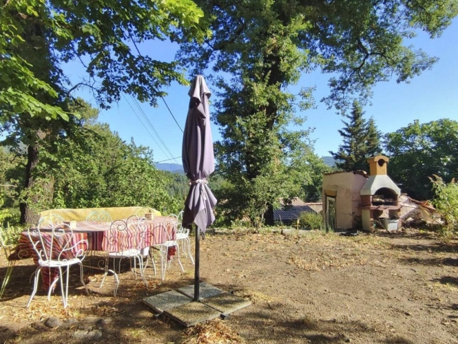 Photos 6 - Touristique - Spacieuse propriété de caractère  belles vues et piscine