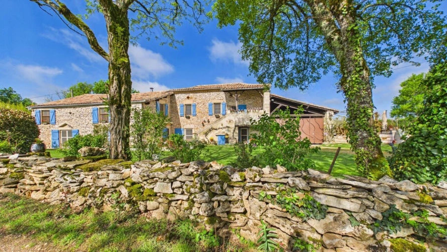 Photos 16 - Prestige - PROPRIÉTÉ EN PIERRE RESTAURÉE AVEC PISCINE, PROCHE SAINT-ANTONIN-NOBLE-VAL