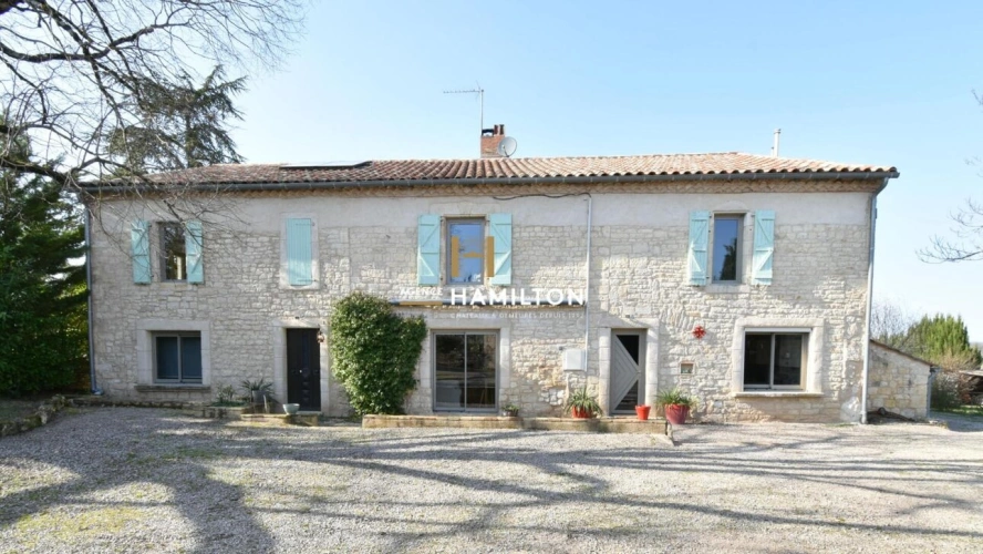 Photos 1 - Rurale - CHARMANTE PROPRIETE AVEC PRAIRIES, PISCINE, GARAGE ET BATIMENTS ANNEXES
