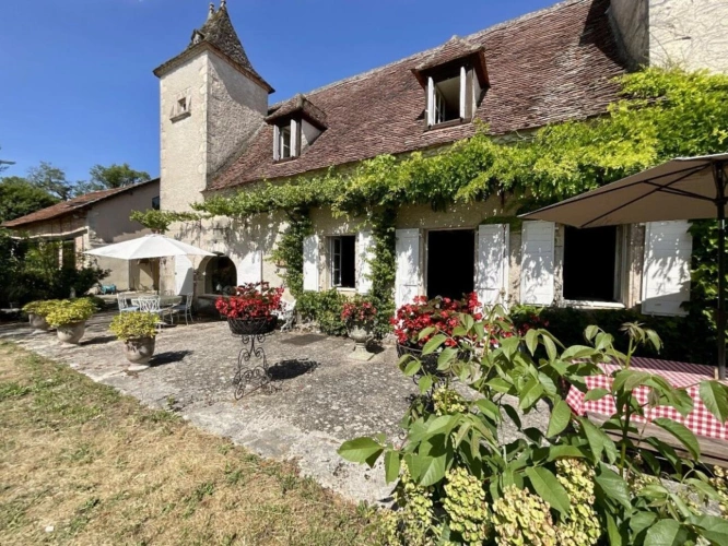 Photos 1 - Rurale - Corps de ferme - 300m2 hab. - 2,5 ha