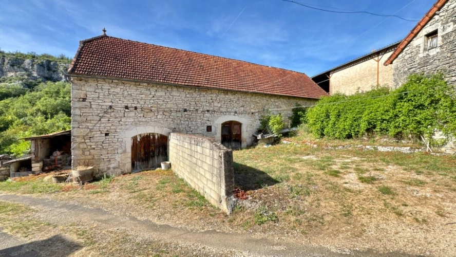 Photos 14 - Rurale - Corps de ferme 7 bâtiments sur 8 ha