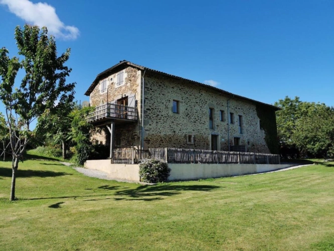 Photos 3 - Touristique - Grande longère rénovée (4 habitations) sur 5 ha