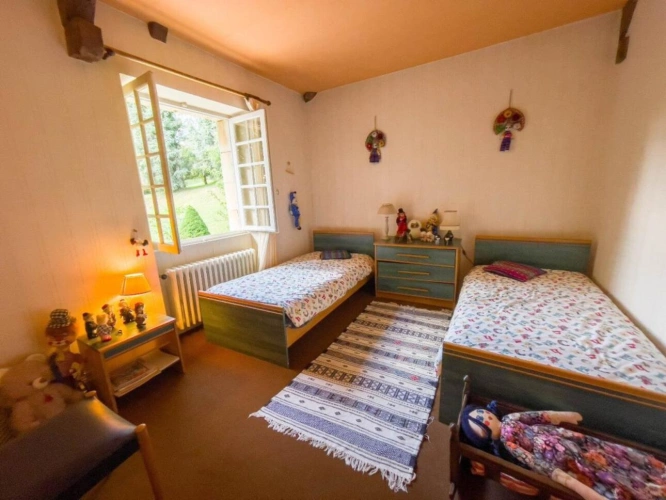 Photos 2 - Rurale - Maison bourgeoise en pierres avec terrain de 14 000m2 et piscine, à Figeac