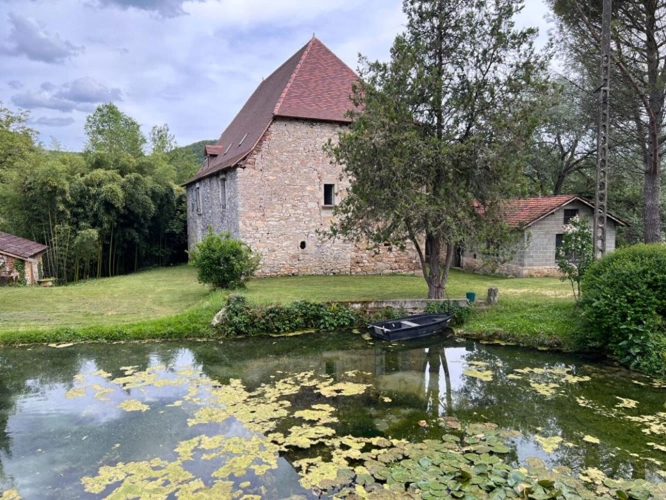 Photos 2 - Rurale - Demeure 17 ième à réhabiliter