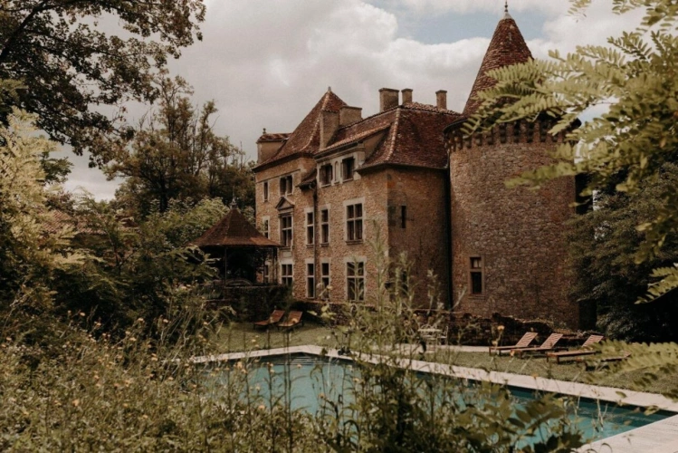 Photos 3 - Prestige - CHÂTEAU ENTIEREMENT RENOVE