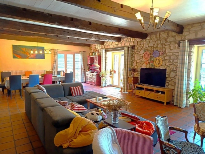 Photos 7 - Équestre - Ensemble immobilier rare, autonome et rentable
