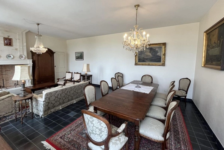 Photos 6 - Prestigious - 4-Bedroom Manor house, 1 outbuilding and large plot of land