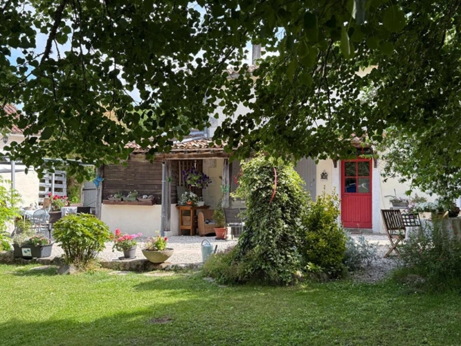 Photos 1 - Touristique - MAISON DE CARACTERE!