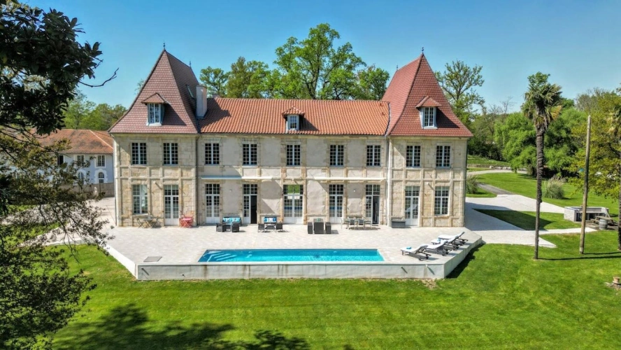 Photos 1 - Prestige - Château Restauré Haut de Gamme   Vue Panoramique Exceptionnelle   À 25 min de Soorts-Hossegor et 10 min de Dax