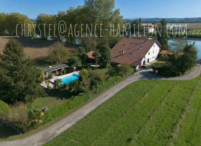 Photos 4 - Touristique - Sur les rives du Gave, 550 m² d'histoire réinventée, prêts à porter votre projet