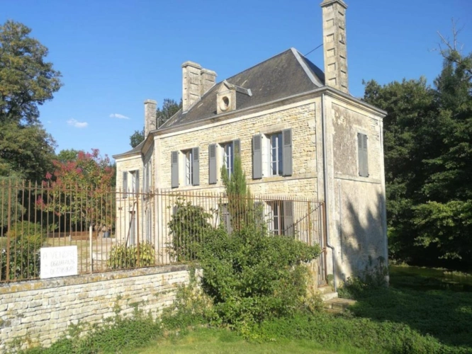 Photos 10 - Prestige - Maison de Maître de 250 m², restaurée, cadre magnifique !!!