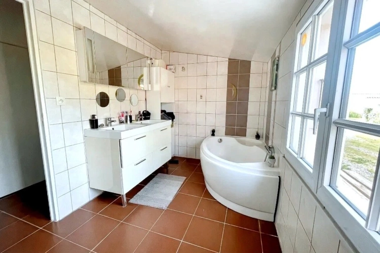 Photos 15 - Rurale - Maison de charme avec piscine - Triangle d'Or Rochefort / Saintes / Royan